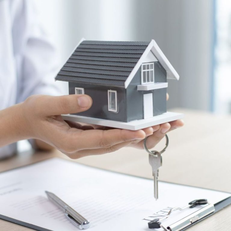 The Advantages of a Flat Fee MLS Listing Over Traditional Realtor Services