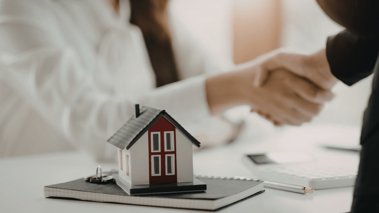 The Vital Role of a Transaction Coordinator in Real Estate Transactions: A Seller’s Perspective
